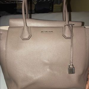 **SOLD Michael Kors Mercer Tote